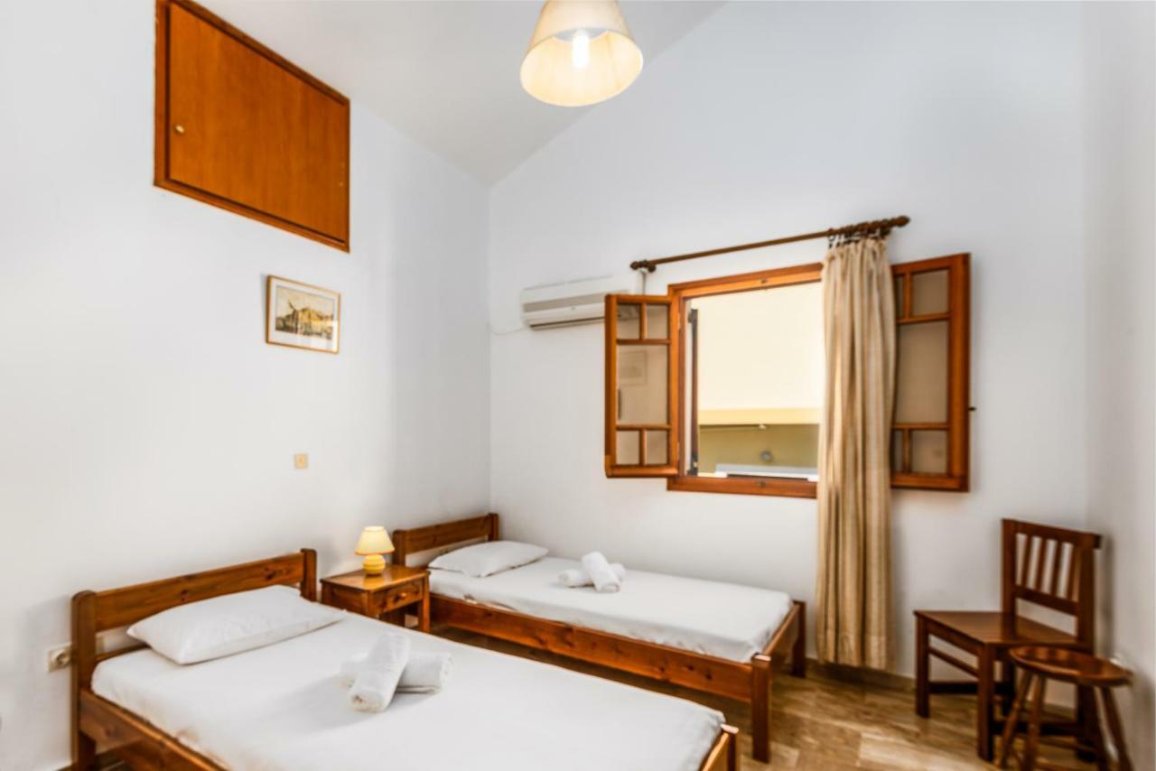 Areti Apartments ポロス エクステリア 写真