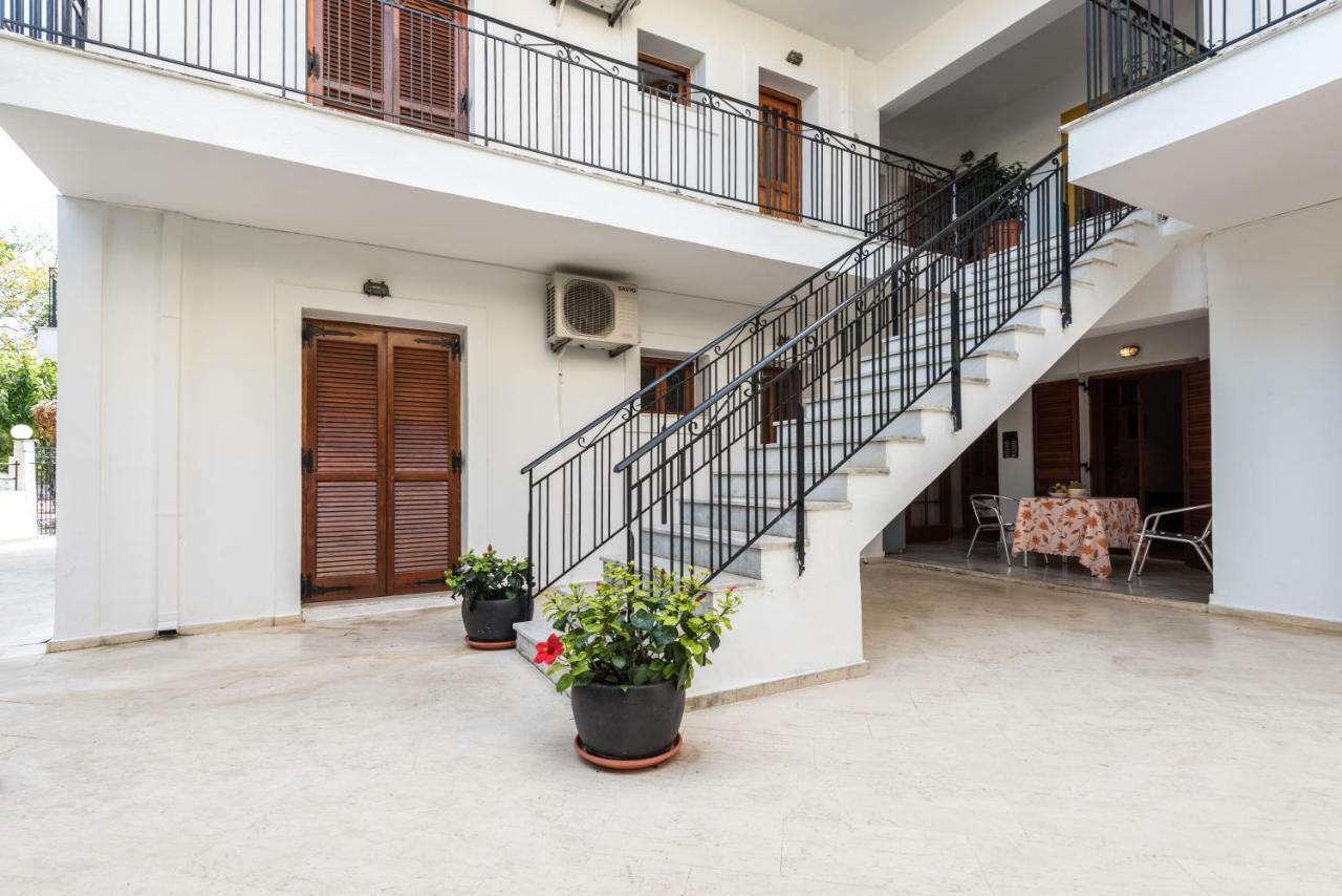 Areti Apartments ポロス エクステリア 写真